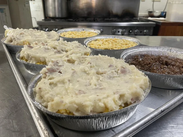 Our grass-fed beef is fully restocked, including ground beef, which had been out of stock. We're now able to replenish popular dishes like shepherd's pie, beef lasagna, and stuffed peppers. Keep an eye out in the coming days and weeks for all your favorites!
.
.
. 
#diemandfarm #wendellma #farmstore #shoplocal #buylocal #grownheresoldhere #familyfarm #westernmass #franklincounty #pioneervalley #bealocalhero #othersidema #visitwesternma #igers413 #413life #grassfed #beef #whatsfordinner